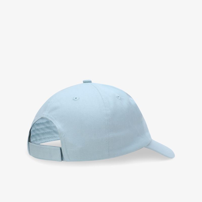 Hellblaue Baseballcap mit verstellbarem Riemen und Belüftungslöchern, ideal für Sport und Freizeitaktivitäten