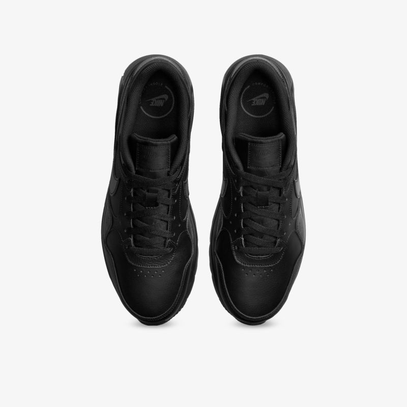 Elegante, vielseitige Sneakers von oben, die Komfort und Stil für jeden Anlass bieten.