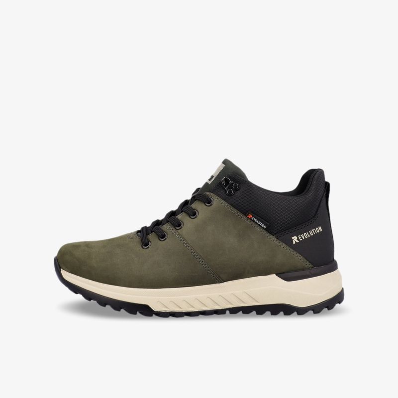 Moderner Outdoor-Sneaker mit robustem Material und rutschfester Sohle, ideal für vielseitige Aktivitäten.