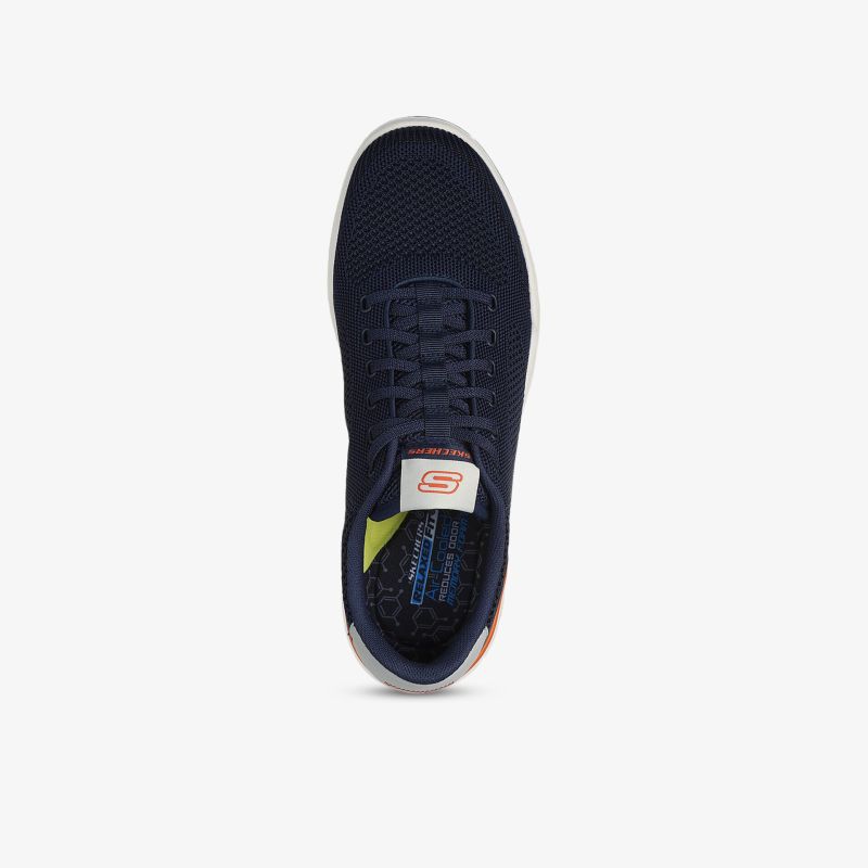 Leichter, atmungsaktiver Schuh mit schnürsenkeln und rutschfester Sohle, ideal für sportlichen Komfort