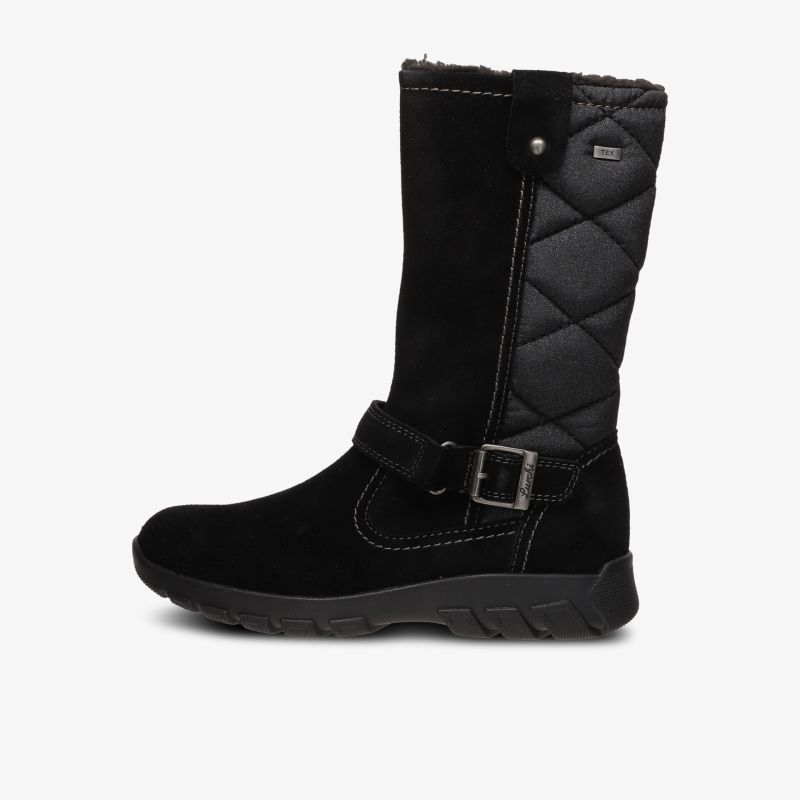 Eleganter schwarzer Winterstiefel mit rutschfester Sohle und Schnallenverschluss, ideal für kalte Tage.