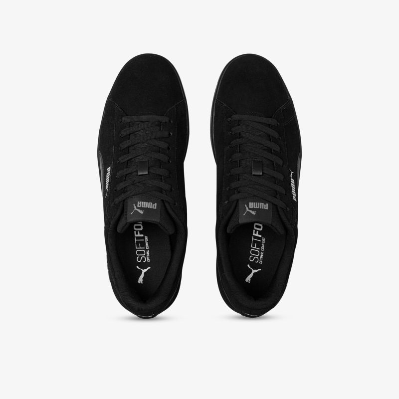 Graue Sneaker mit hochwertigem Material und rutschfester Sohle für optimalen Komfort und zeitlosen Stil.