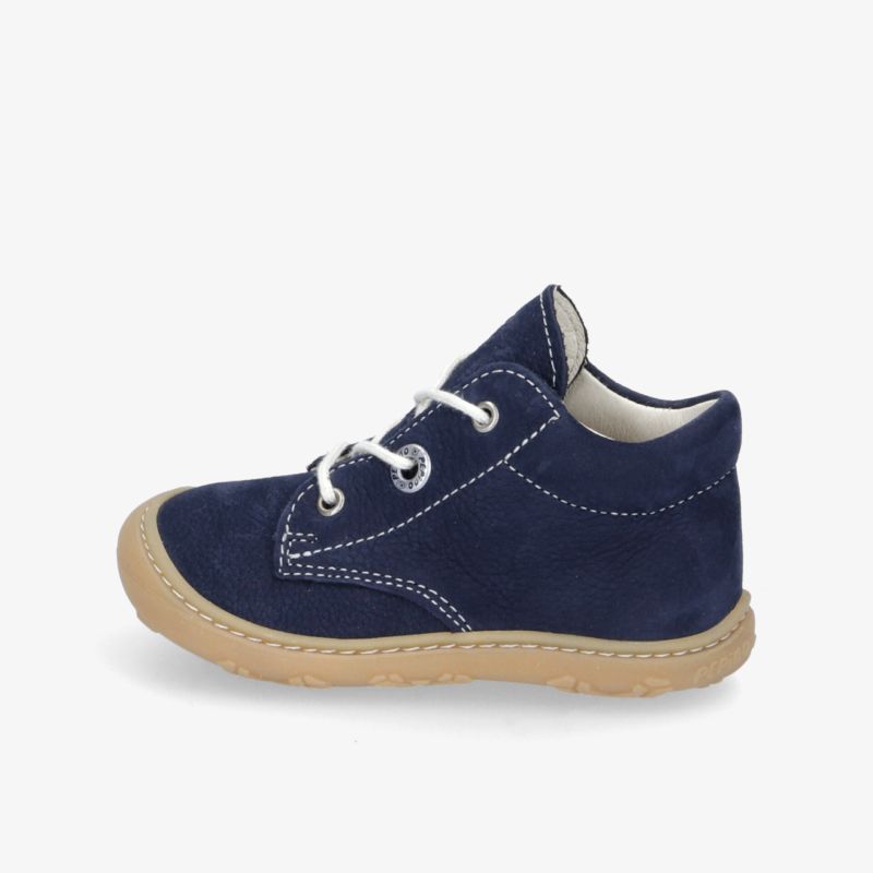 Bequemer blauer Lederschuh mit Schnürung und rutschfester Sohle für optimalen Halt und Stil.