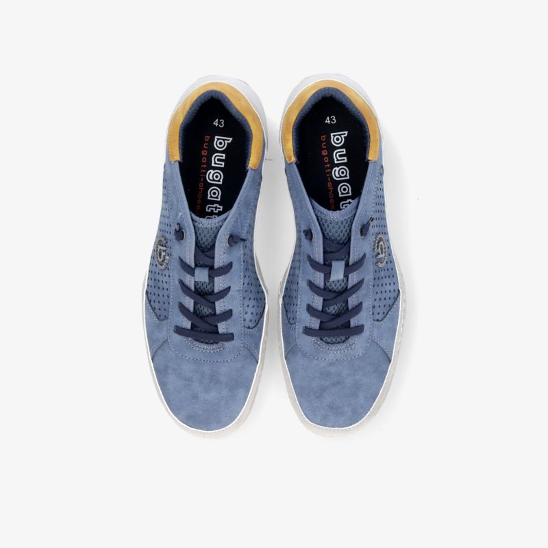 Blaue Sneakers mit atmungsaktivem Mesh und stylischem Design. Perfekt für Freizeit und Alltag.