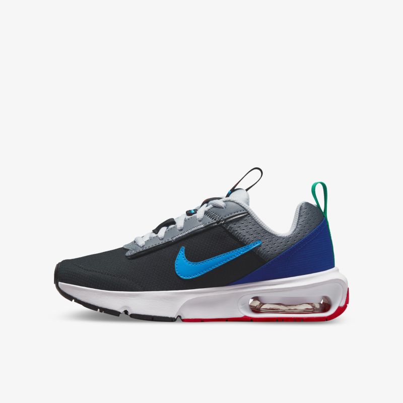 Moderner Sneaker mit stylischem Design, bequemer Passform und innovativer Luftpolster-Sohle.