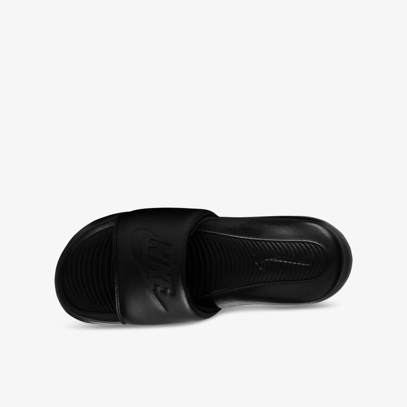 Schwarze Sandale mit ergonomischem Fußbett und strapazierfähigem Material für höchsten Tragekomfort.