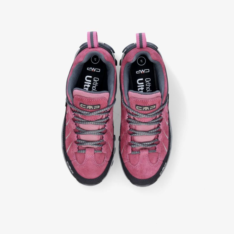 Robuste pinke Outdoor-Schuhe mit abriebfester Sohle und komfortabler Passform, ideal für vielseitige Abenteuer.