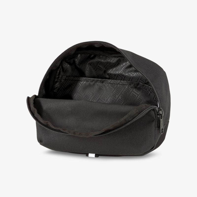 Schwarze, kompakte Tasche mit robustem Reißverschluss, ideal für Organisation und unterwegs.