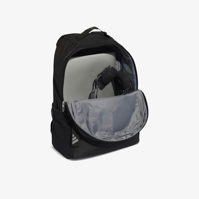 Schwarzer funktionaler Rucksack mit offenem Hauptfach und praktischer Inneneinteilung für vielseitige Nutzung