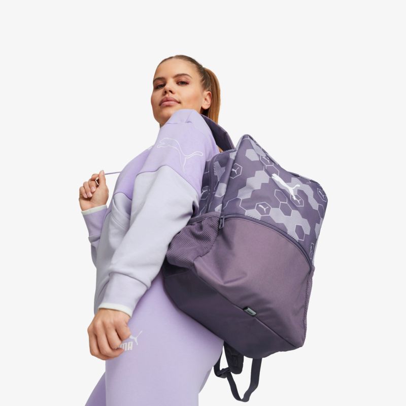 Geräumiger, stilvoller Rucksack in Lila mit einzigartigem Muster. Perfekt für Alltag und Freizeit.