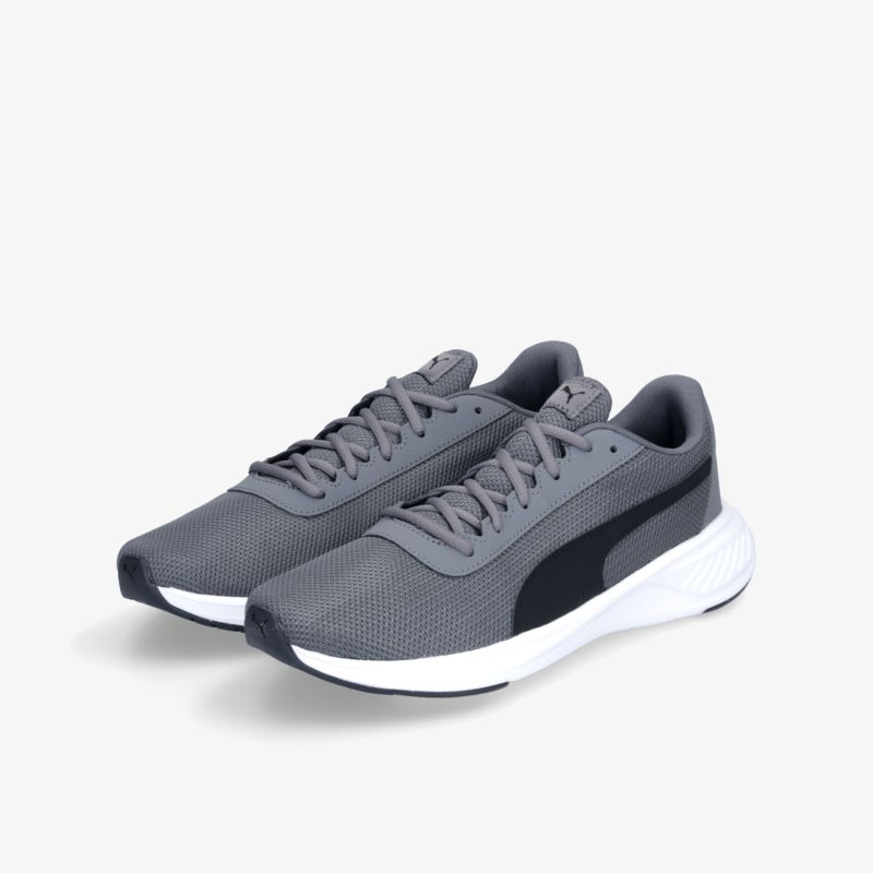 Graue Laufschuhe mit markantem Seitendesign und weißer Sohle. Ideal für sportliche Aktivitäten.