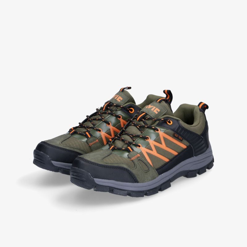 Robuste Trekkingschuhe mit bequemer Passform und rutschfester Sohle in stilvollem Design für Outdoor-Abenteuer.