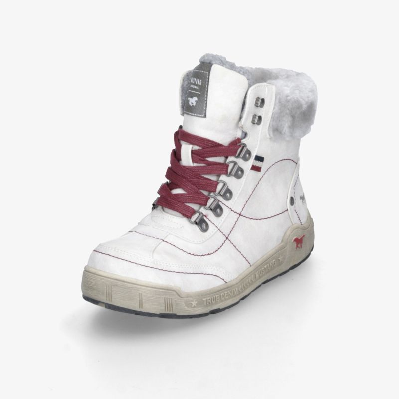 Hoher weißer Schuh mit bordeauxfarbenen Schnürsenkeln und warmem Futter, robuster rutschfester Winterstiefel