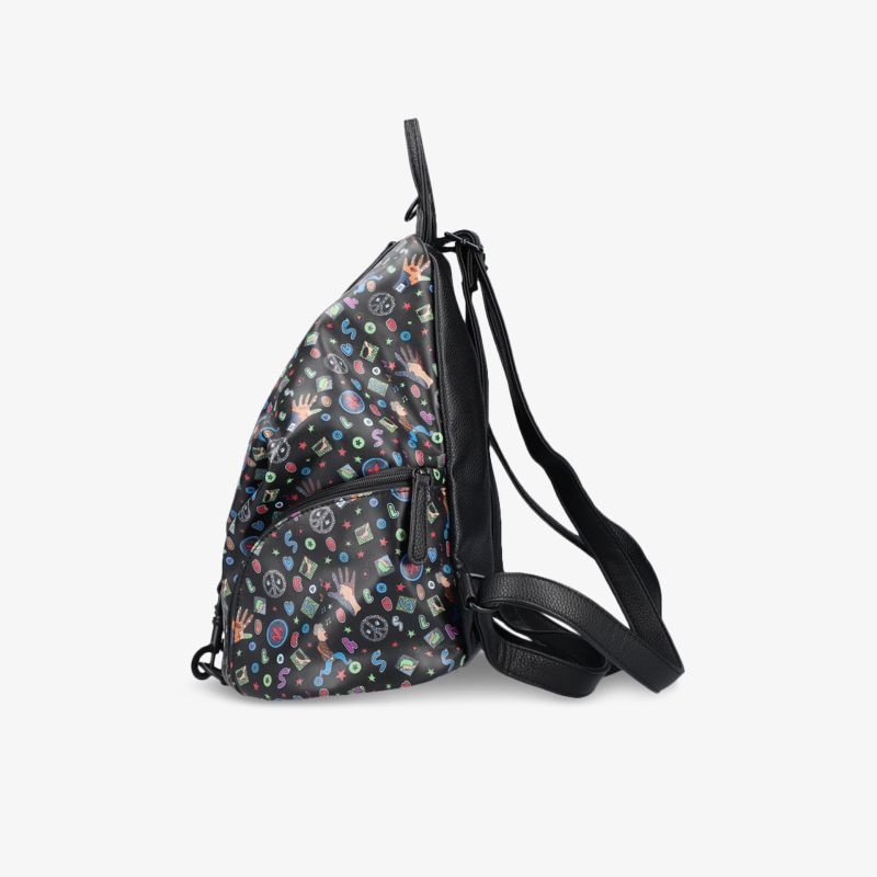 Moderner, stilvoller Rucksack mit farbenfrohem Muster und funktionalem Design, ideal für den täglichen Gebrauch.