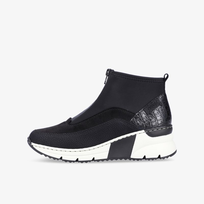 Schwarzer Sneaker mit hohem Schaft und weiß-schwarzer flexibler Sohle für optimalen Komfort und sportlichen Stil