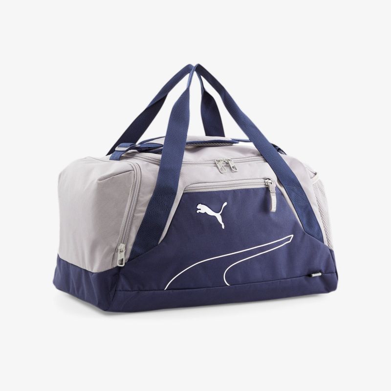 Geräumige, robuste Sporttasche mit Reißverschluss und praktischem Design. Perfekt für Sport und Reisen.