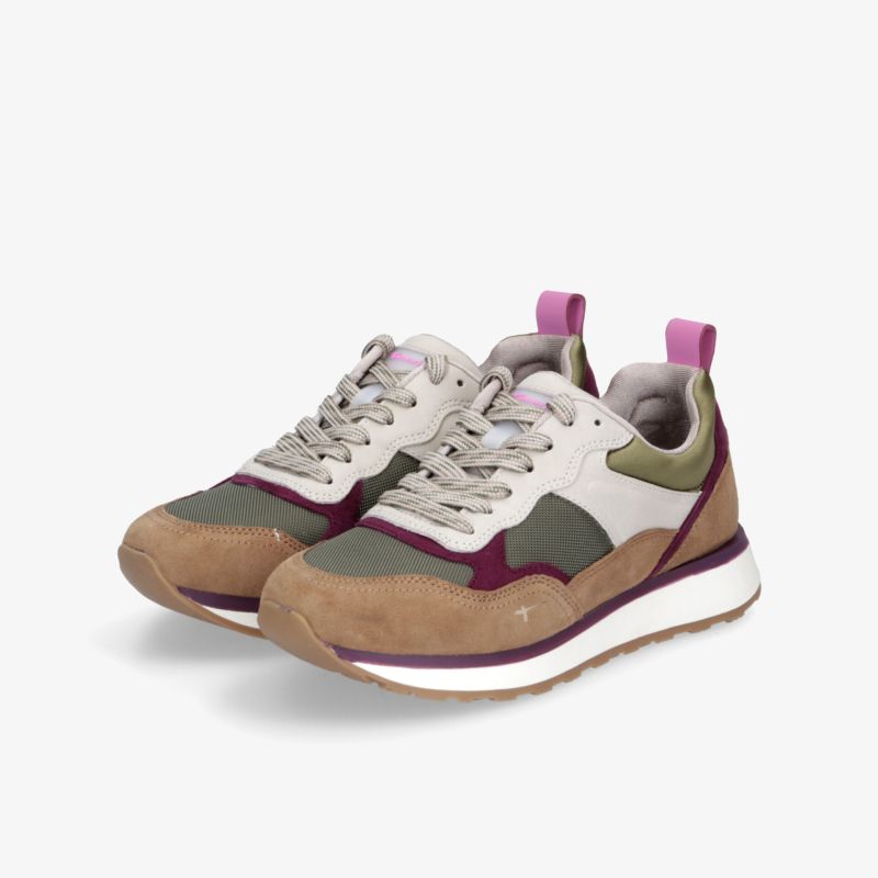 Bequeme Sneaker mit modernem Design und farbigen Akzenten, robuster Sohle und stabiler Schnürung, vielseitig kombinierbar