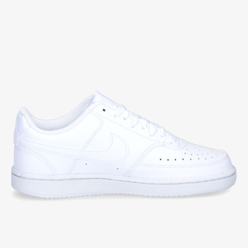 Eleganter weißer Sneaker mit schlichtem Design und komfortabler Passform für vielseitige Anlässe.