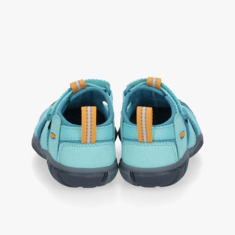 Bequeme blaue Schuhe mit rutschfester Sohle und robustem Design ideal für den täglichen Gebrauch.