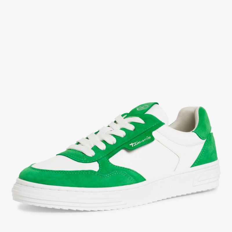 Sportlicher Sneaker in grün und weiß, atmungsaktiv und bequem mit robustem Design und rutschfester Sohle