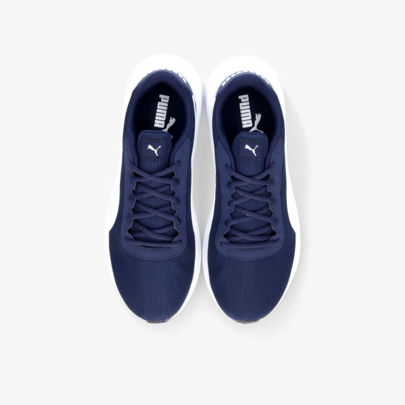 Moderne navy Sneaker mit gepolsterter Sohle und atmungsaktivem Mesh-Obermaterial für optimalen Komfort.
