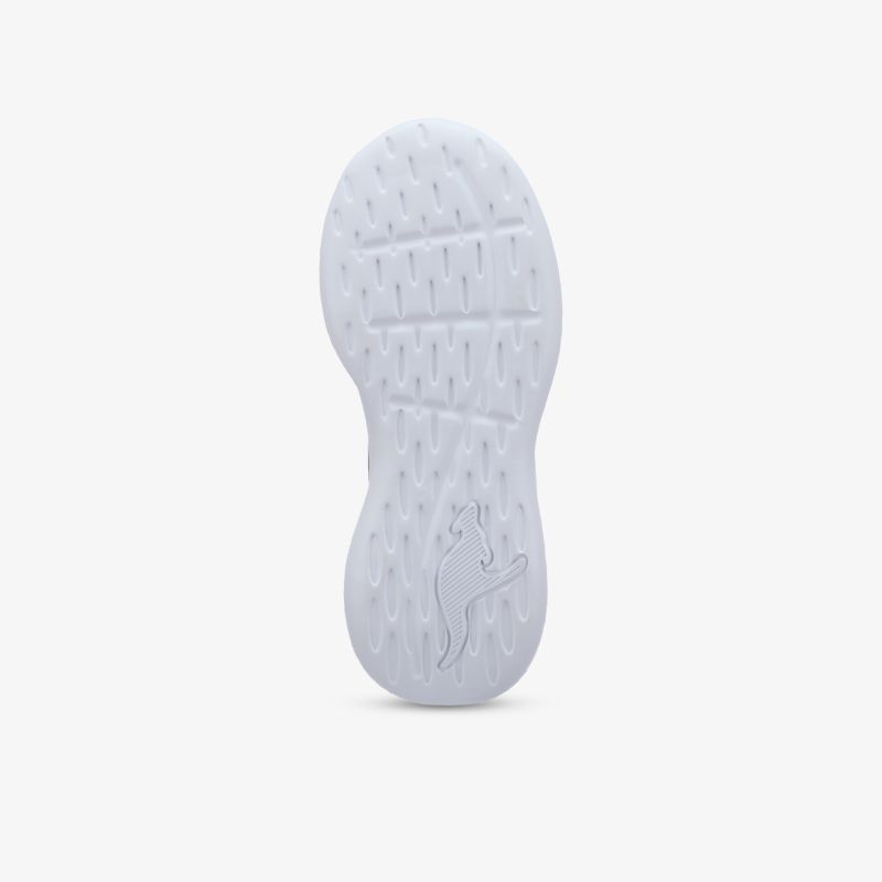 Rutschfeste, leichte Sohle in klassischem Weiß für optimalen Komfort und Stil