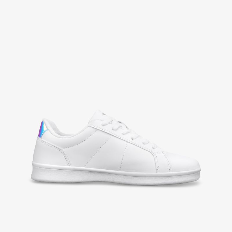 Stilvoller weißer Sneaker mit minimalistischem Design und maximalem Komfort für vielseitige Outfits.