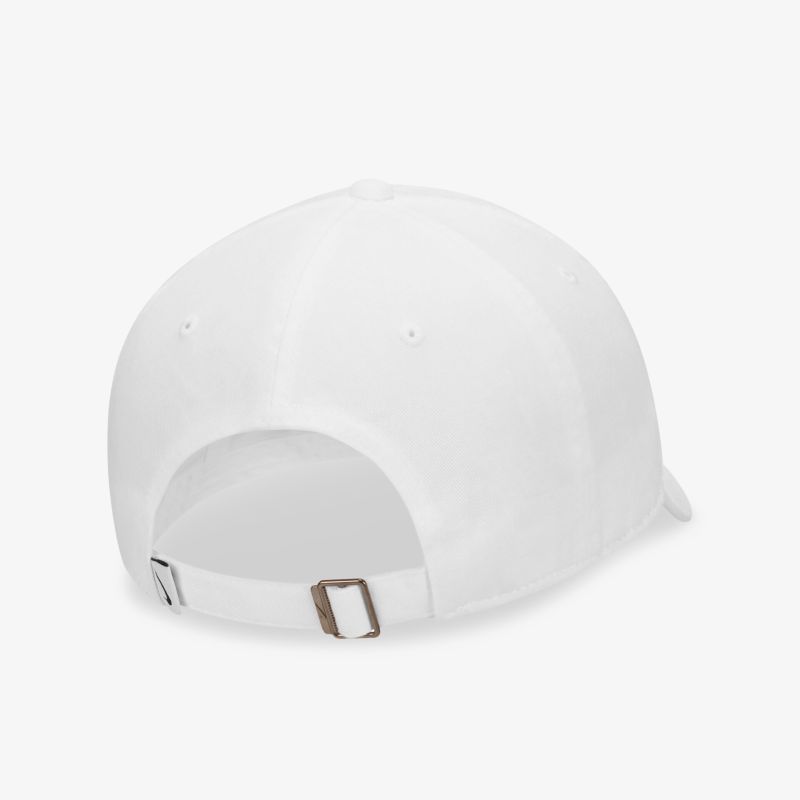 Einstellbare weiße Basecap mit Metallverschluss für optimalen Komfort und modernen Stil.