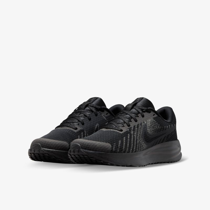 Sportliche schwarze Laufschuhe im Paar mit atmungsaktivem Material und rutschfester Sohle für optimalen Komfort