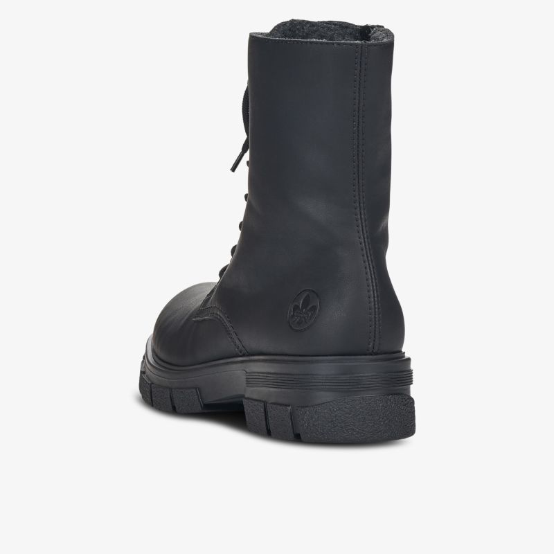Robuster schwarzer Schnürstiefel mit rutschfester Sohle und hoher Wasserresistenz, ideal für kalte Tage