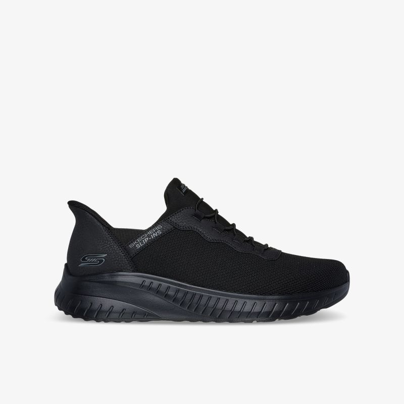 Schwarzer sportlicher Sneaker mit leichter, flexibler Sohle und bequemer Passform, ideal für aktiven Alltag
