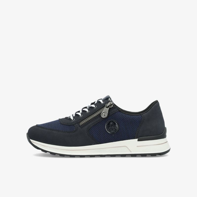 Leichter, sportlicher Schuh in dunkelblauer Farbe mit praktischem Reißverschluss und rutschfester Sohle, seitliche Ansicht