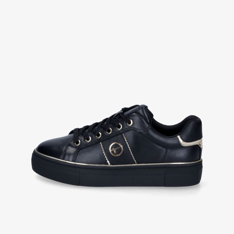 Moderner schwarzer Sneaker in seitlicher Ansicht mit komfortablem Design und robuster Sohle