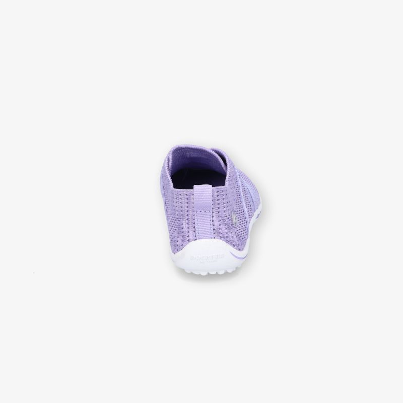 Leichter lilafarbener Schuh mit flexibler Sohle und atmungsaktivem Material, Rückansicht