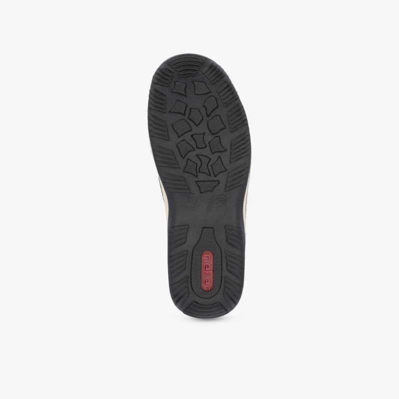 Robuste schwarze Schuhsohle mit tiefem Profil für optimalen Halt und langlebige Nutzung