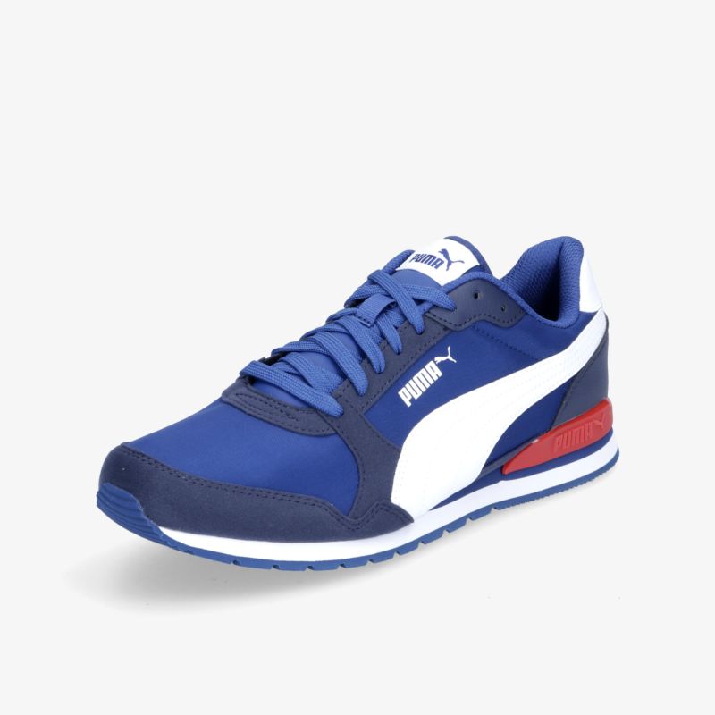 Moderner blauer Sneaker mit weißem Kontrastelement und roter Akzentuierung für stilvollen Komfort.