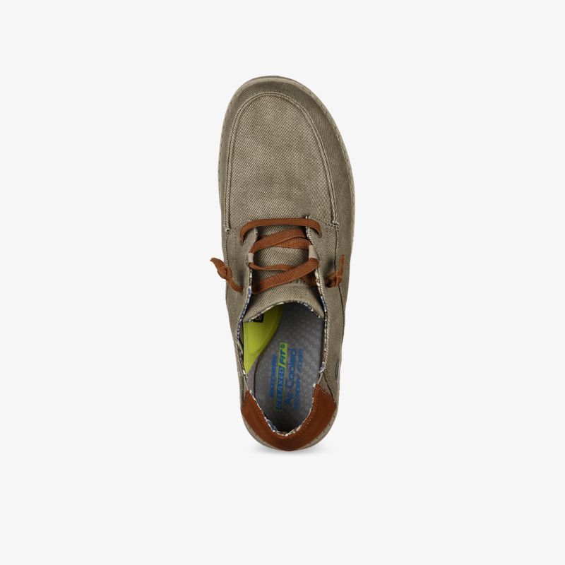 Hochwertiger Bootsschuh aus Leder mit bequemer Sohle und klassischem Design, ideal für den täglichen Komfort.