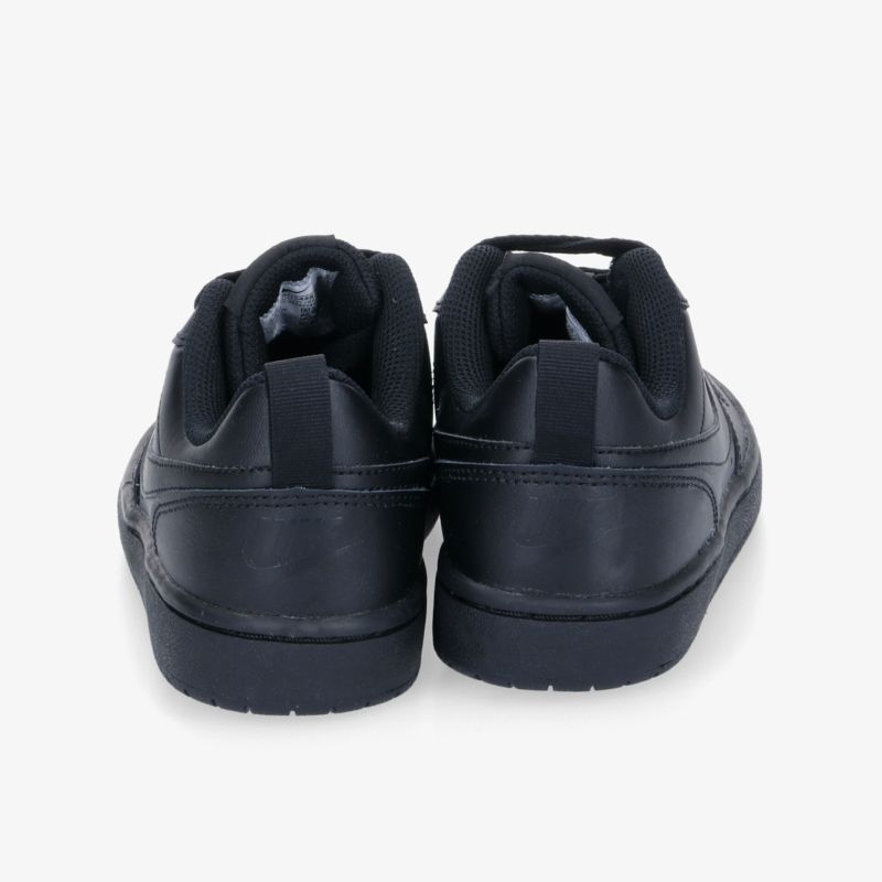 Schwarze Sportschuhe in Rückansicht mit gepolstertem Schaft und rutschfester Sohle für hohen Komfort