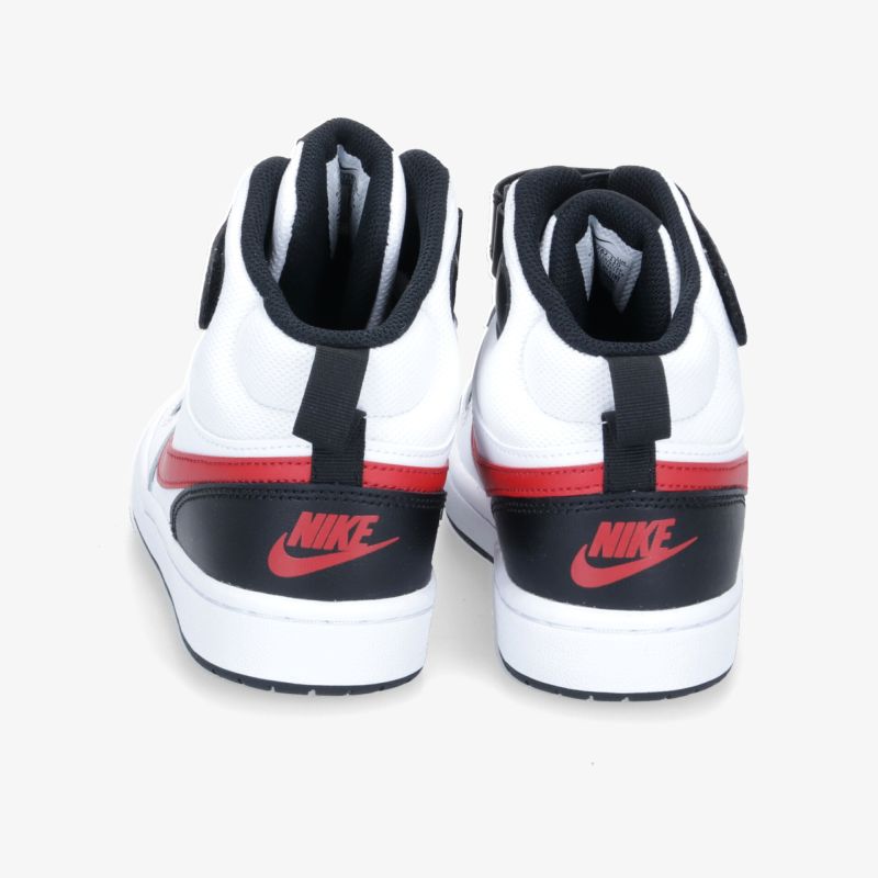 Moderne High-Top-Sneaker mit stilvollem Design und auffälligem Markenlogo auf der Rückseite