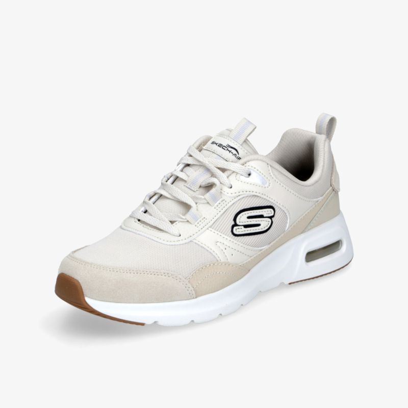 Moderner weißer Sneaker mit atmungsaktivem Material und komfortabler Sohle.