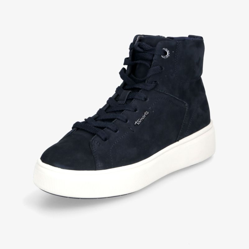 Schwarzer Sneaker mit weißer, dicker Sohle und robusten Schnürsenkeln für komfortablen Tragekomfort und stylisches Aussehen