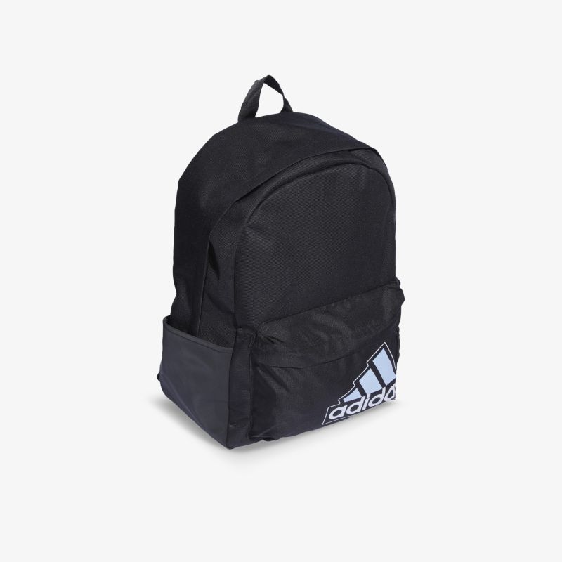 Schwarzer Adidas Rucksack mit praktischem Design und markantem Logo, ideal für Alltag und Sport.