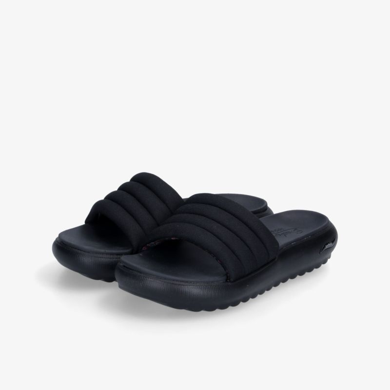 Bequeme gepolsterte dunkle Badeschuhe mit rutschfester Sohle und weichem, leichtem Material