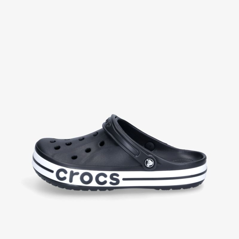 Seitlich abgebildeter schwarzer Crocs Clog mit weißem Sohlenstreifen, komfortabel und leicht anziehbar