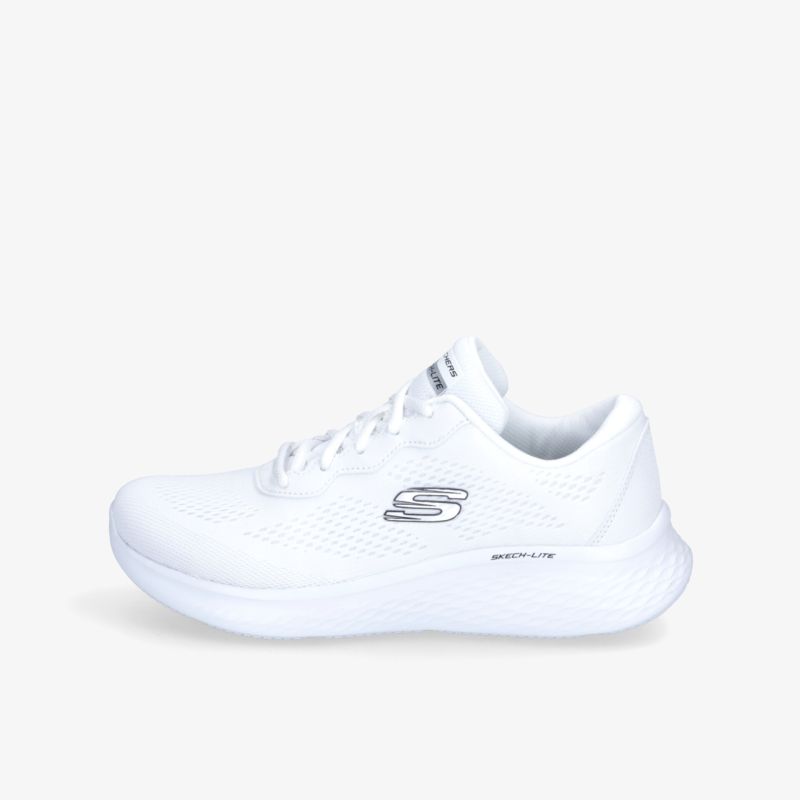 Moderner weißer Sneaker mit atmungsaktivem Material und rutschfester, flexibler Sohle für hohen Tragekomfort