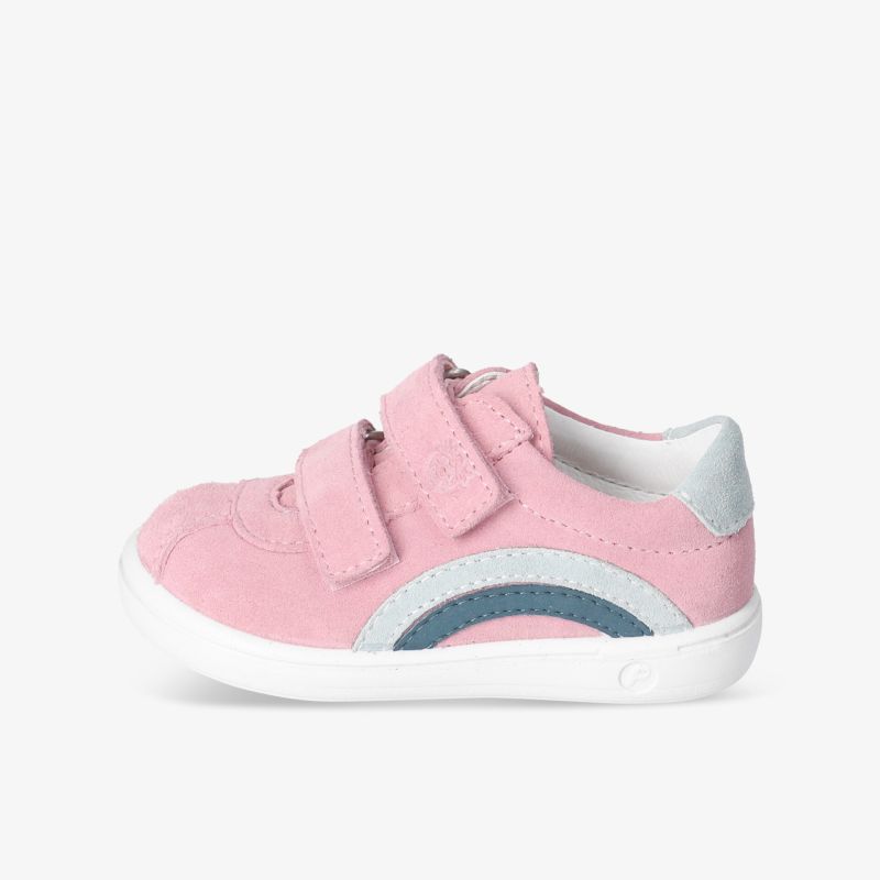 Rosa Kinderschuh mit praktischem Klettverschluss und rutschfester flexibler Sohle für hohen Tragekomfort