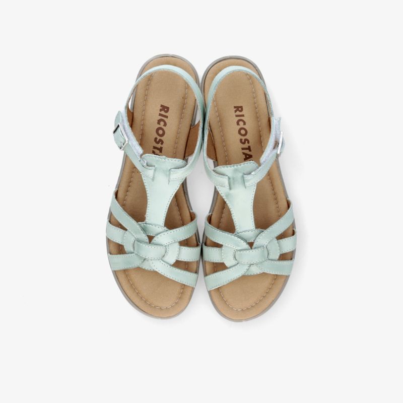 Bequemes, leichtes Paar Sandalen mit verstellbaren Riemen für optimale Passform und hohen Tragekomfort für warme Tage