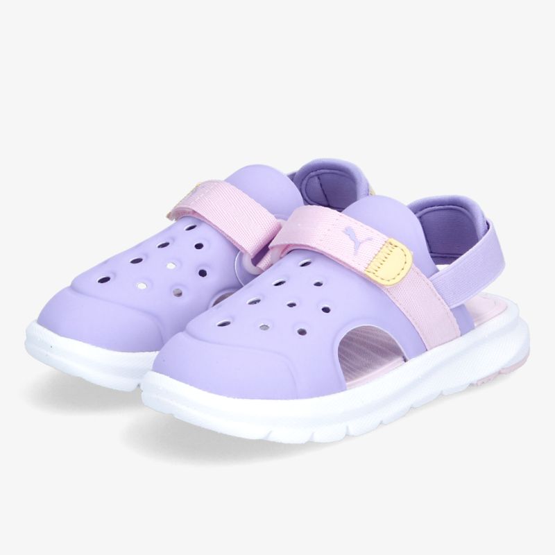 Lilafarbene Sandalen mit flexiblem Gummiband und rutschfester Sohle, ideal für Freizeitaktivitäten