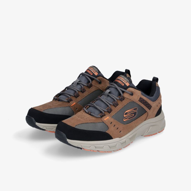 Moderner, sportlicher Sneaker mit optimierter Dämpfung und stylischem Design für maximalen Komfort.