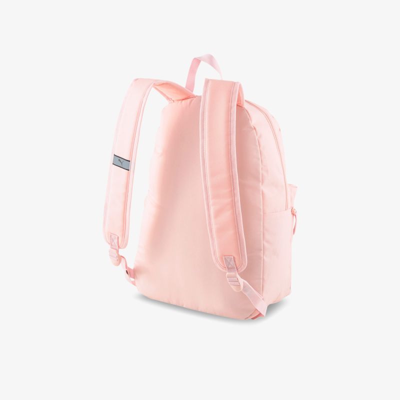 Eleganter rosa Rucksack mit gepolsterten Trägern, ideal für Alltag und Reisen, vereint Stil und Funktionalität.